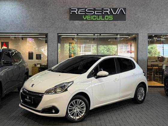 PEUGEOT 208 1.6 ALLURE 16V FLEX 4P AUTOMÁTICO PEUGEOT 208 1.6 ALLURE 16V FLEX 4P AUTOMÁTICO